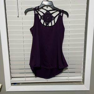 Medium size purple top